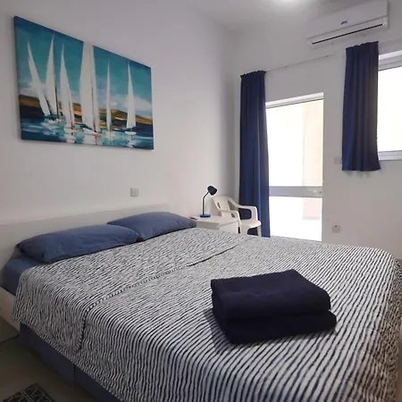 Sunset Court Self Catering Sea View 아파트 *