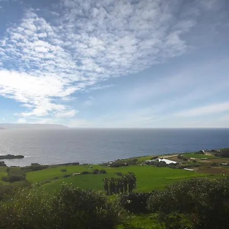 Sunset Court Self Catering Sea View Apartman