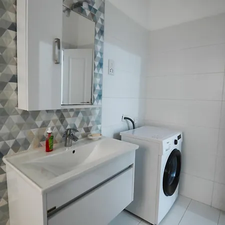 Sunset Court Self Catering Sea View Apartamento Għajnsielem